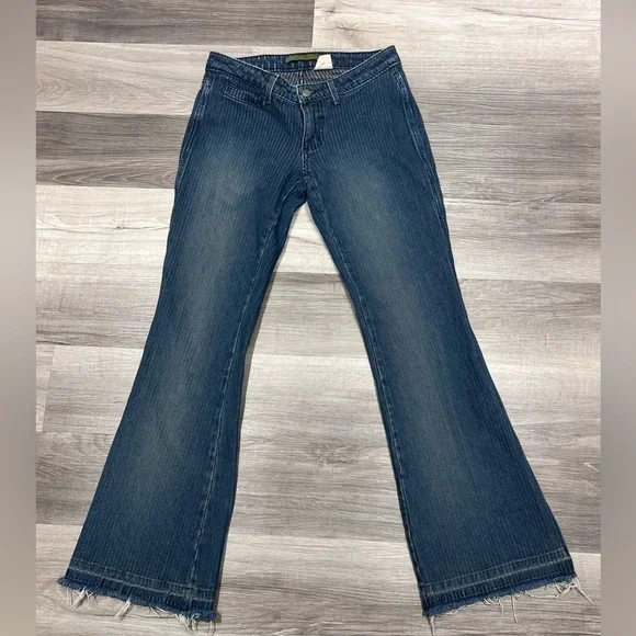 BDG urban outfitters low rise flare pinstripe jeans size 5/6 Y2K - Picture 3 of 9
